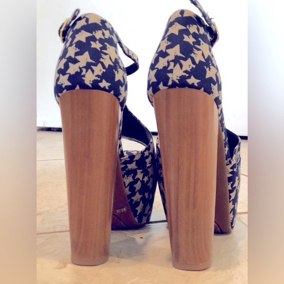 ⭐️Jessica Simpson Dany T-Strap Platforms- Blue American Stars ⭐️ - Picture 8 of 13